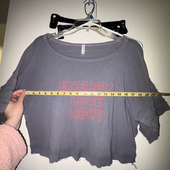 Free People Fp Movement Nava Graphic Pierced Shirt Frayed Embroidered Size XS - Picture 6 of 6